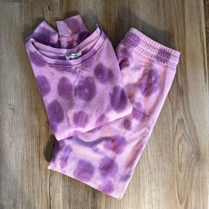 Splendid Set: Cloud Tie Dye Long Sleeve Top and Joggers in Mauve